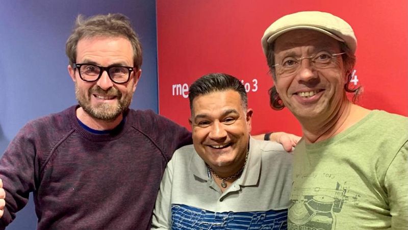 Metr�poli - Entrevista a Rogeli Herrero i Xavier Calero, components de 'Los Manolos' - Escoltar ara