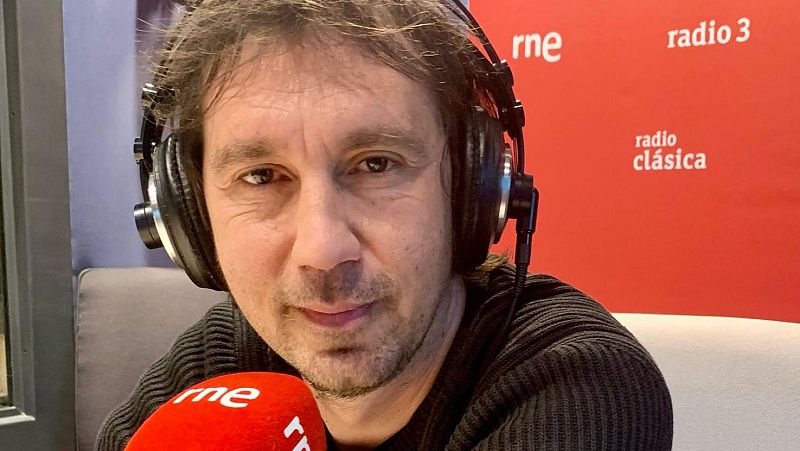 Metr�poli - �ric Vinaixa i Jaume Casals - Escoltar ara