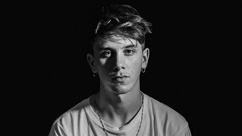 Xavif�rnia - Walls, del freestyle al rock, ens presenta "LUNA 18" - Escolta ara