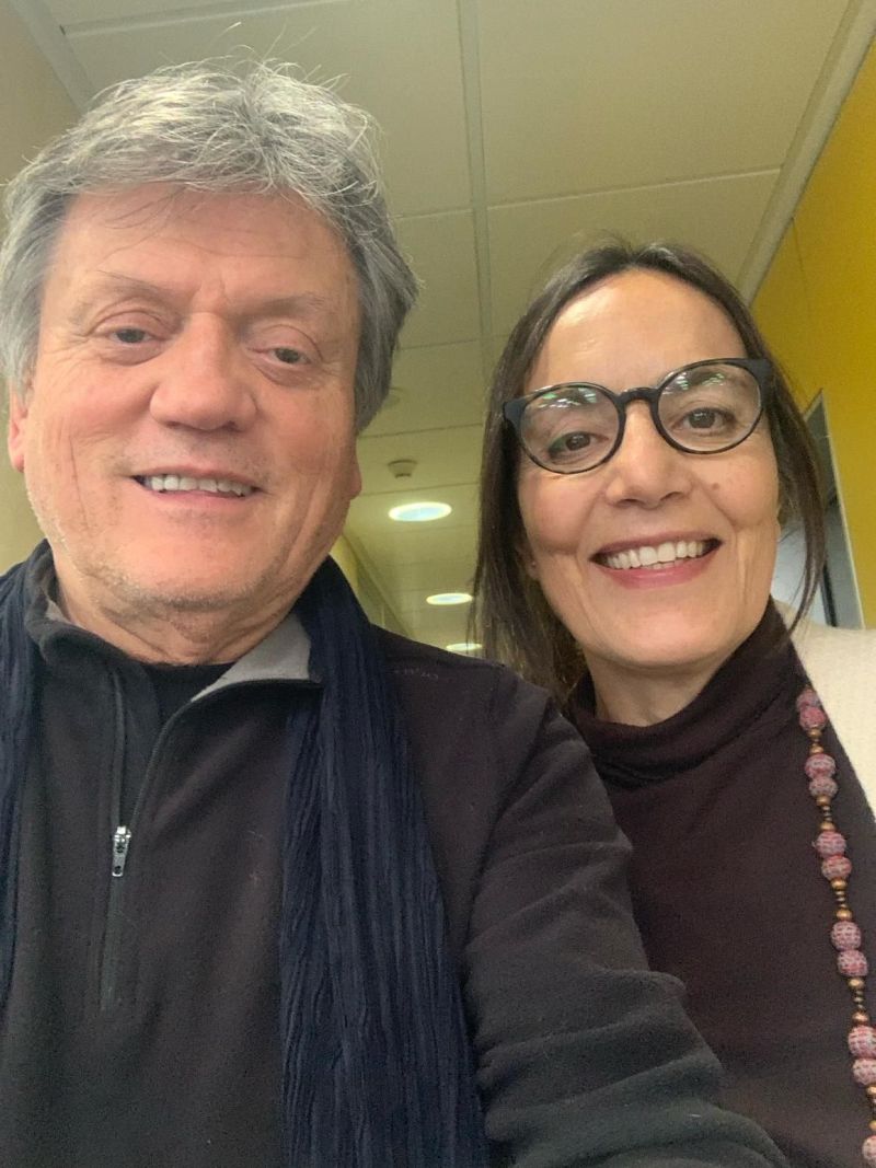 Xavif�rnia - L'estranya pregunta: qu� �s l'amor? Una bombolla de sab� - Escolta ara
