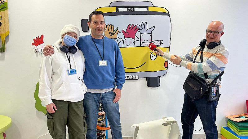 Xavif�rnia - Visitem La Casa dels Xuklis - Escolta ara