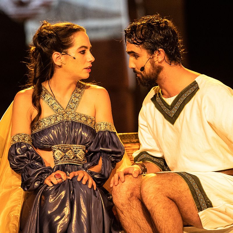 Por tres razones - Almagro y Mérida: El teatro clásico más nuevo que nunca - Escuchar ahora