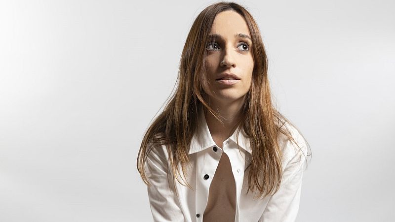 Metr�poli - Ivette Nadal presenta 'Les hores Blaves'  - Escoltar ara