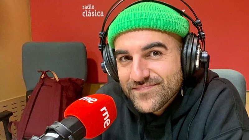 Metr�poli - Ens visita el cantant i compositor Nil Moliner - Escoltar ara