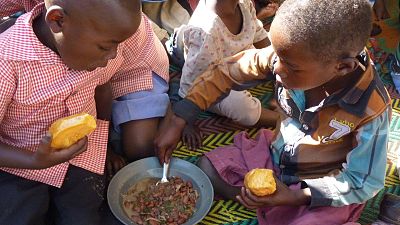 �frica hoy - Manos Unidas vela por la alimentaci�n infantil en Malaui - 17 10 23
