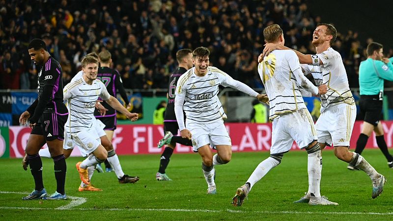 El Saarbrücken, de Tercera División, remonta y elimina al Bayern de la Copa alemana  - ver ahora
